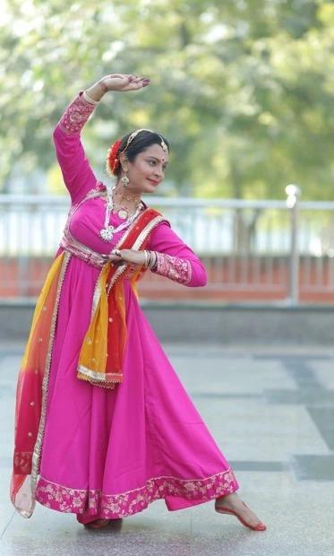 new-online-kathak 2 WhatsApp Image 2026 02 14 at 12.19.00 PM